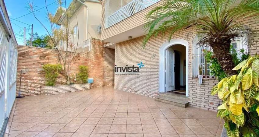 Casa à venda no bairro Embaré