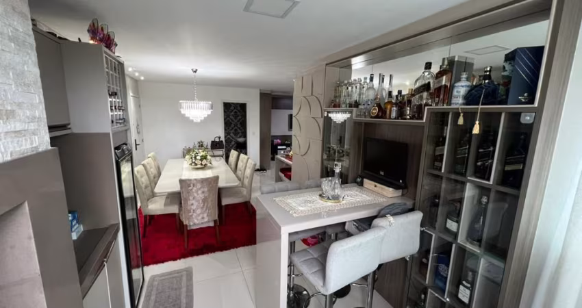 Apartamento à venda com 2 dormitórios com área de lazer completa, Fazenda - Itajaí