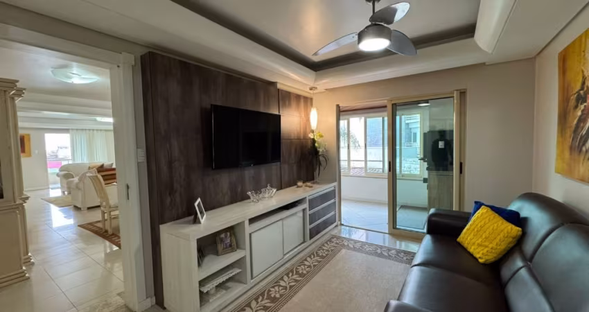 Apartamento com 4 dormitórios sendo 2 suítes no Centro de Itajaí