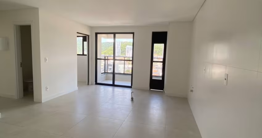 Apartamento com 2 suítes, no bairro Dom Bosco, Itajaí
