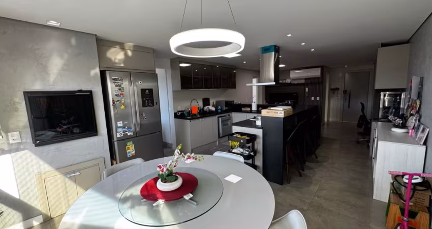 Apartamento com 2 suítes, Fazenda - Itajaí
