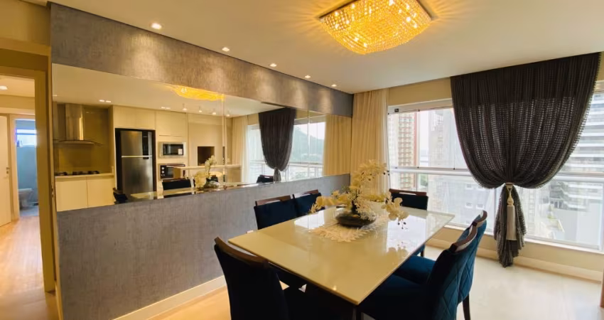 Apartamento com 3 Suítes, Fazenda - Itajaí
