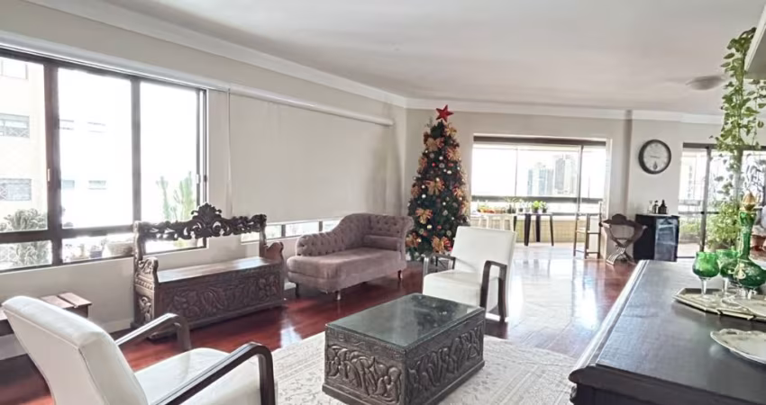 Apartamento com 4 Suítes , Centro - Itajaí