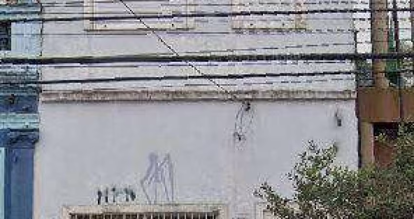 Prédio comercial no Centro Histórico.
