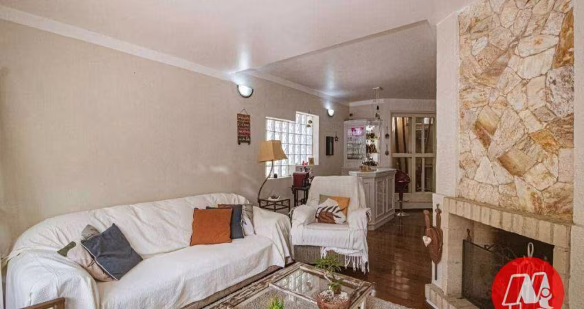 Casa de 306 m.² no bairro Santo Antônio