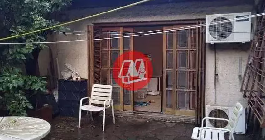 Apartamento com 2 quartos à venda no Santa Cecília, Porto Alegre 