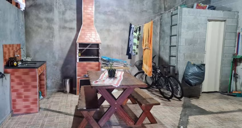 Casa para Venda em Barueri, Jardim Maria Cristina, 2 dormitórios, 2 banheiros, 2 vagas