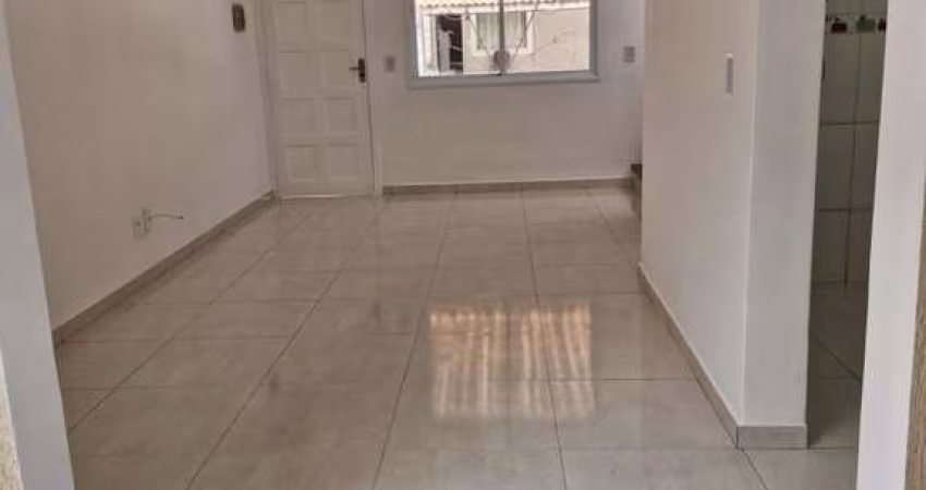 Casa em Condomínio para Venda em Sorocaba, Lopes de Oliveira, 2 dormitórios, 2 banheiros, 2 vagas