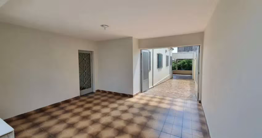 Casa para Venda em Sorocaba, Vila Augusta, 3 dormitórios, 2 banheiros, 4 vagas
