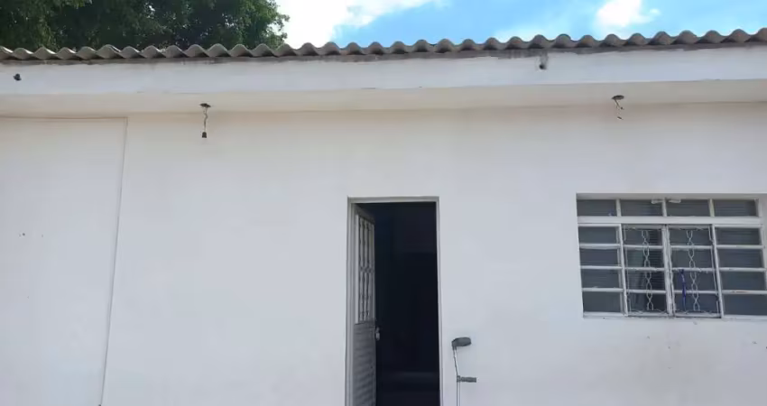 Casa para Venda em Sorocaba, Parque das Laranjeiras, 2 dormitórios, 1 banheiro, 1 vaga