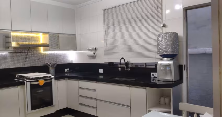 Casa para Venda em Barueri, Jardim do Líbano, 3 dormitórios, 2 suítes, 3 banheiros, 2 vagas