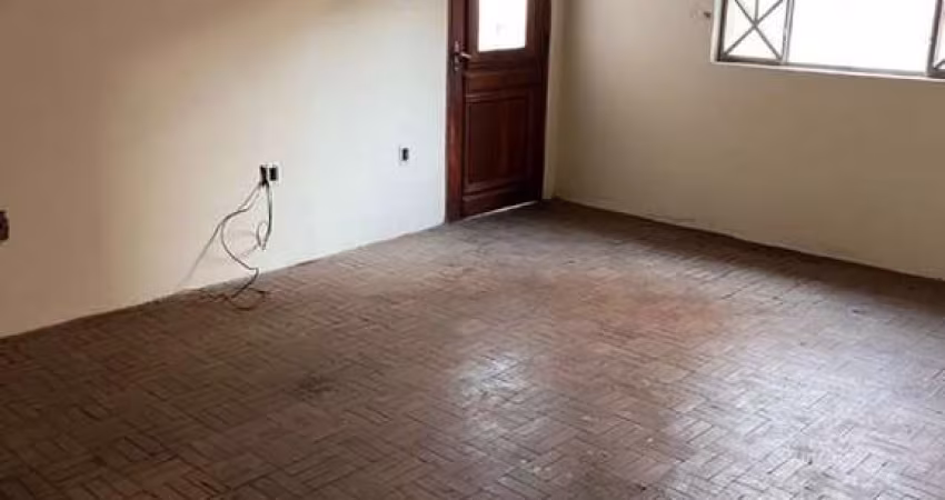 Casa para Venda em Sorocaba, Vila Jardini, 2 dormitórios, 2 banheiros, 5 vagas