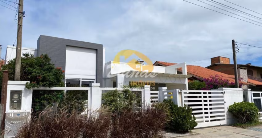 RESIDÊNCIA PRÓXIMA DO MAR EM NOVA TRAMANDAÍ