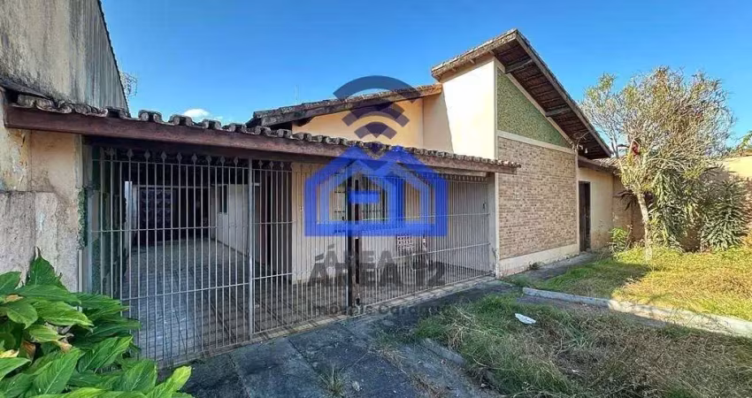 Casa à venda no indaiá com 3 dormitórios, 3 banheiros, sala, vaga para 3 carros na garagem em carag