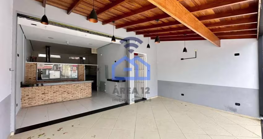 Ponto comercial para locação, centro, com forno a lenha , cozinha espaçosa ,banheiros,  caraguatatu