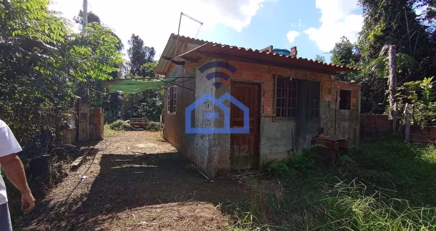Terreno  com edícula à venda no  Morro do Algodão, Caraguatatuba - SP  360m² com agua e luz instala