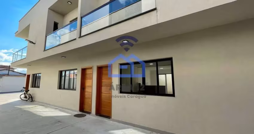 Sobrado à venda no bairro Porto Novo - 2 suítes, sala, cozinha, lavabo, área de serviço e 1 vaga de