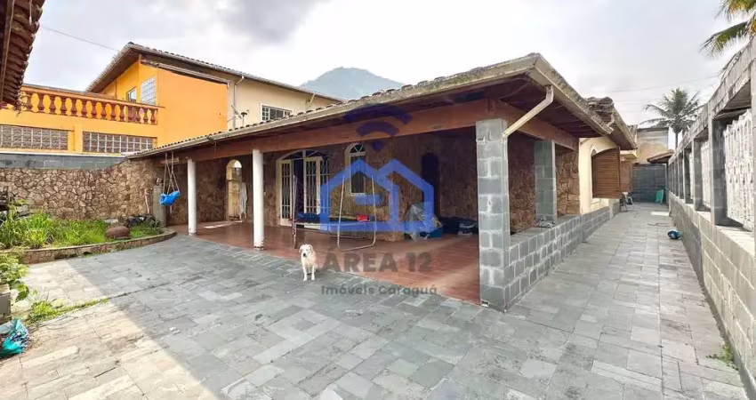 Casa à venda com edícula no Cidade Jardim, com 3 dormitórios na casa principal, excelente localizaç