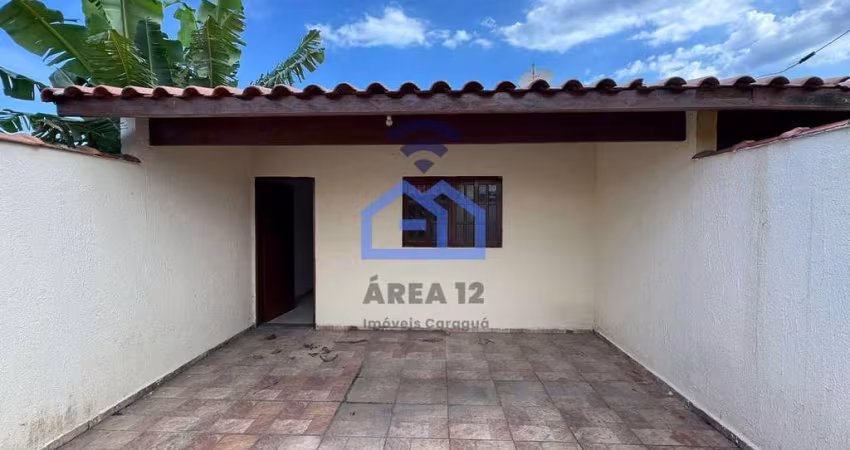 Casa aconchegante à venda no bairro Jardim das Palmeiras em Caraguatatuba, SP - Seu novo lar espera
