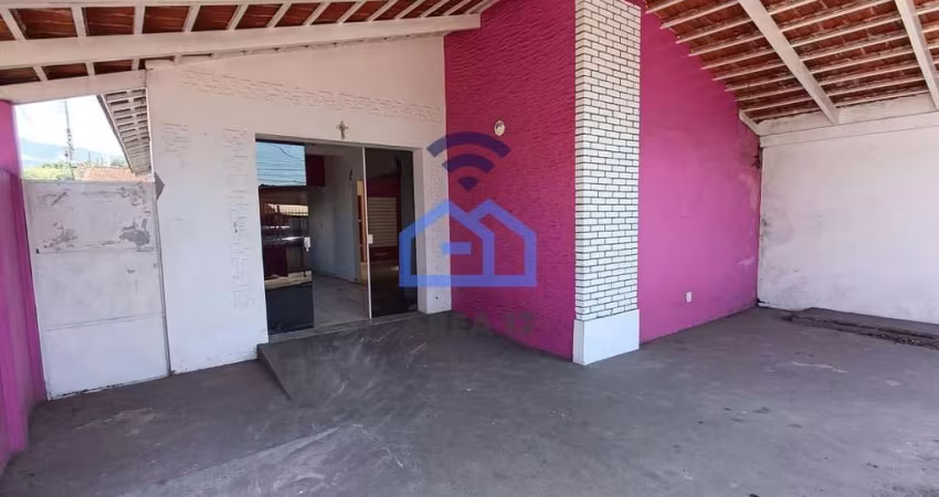 Casa comercial à venda no Centro de Caraguatatuba, SP  - Ideal para você que procura um ponto comer