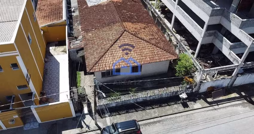 Oportunidade de Casa em condomínio à venda no bairro do Sumaré em Caraguatatuba, SP - Aceita financ