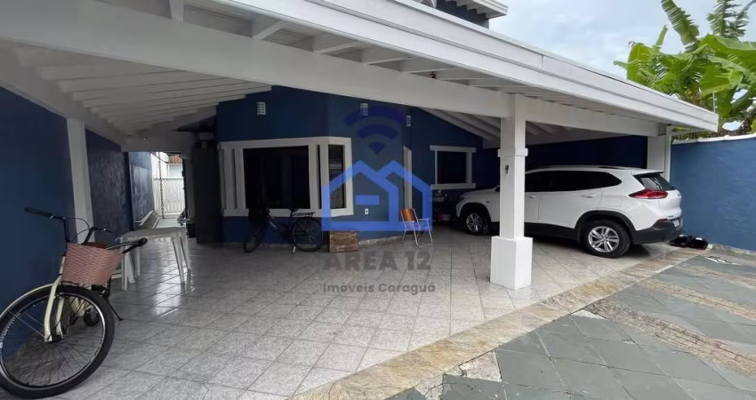 Sobrado com edícula à venda no bairro Estrela d'Alva em Caraguatatuba, SP