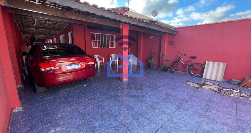 Casa com edícula à venda no bairro Jardim das Gaivotas em Caraguatatuba, SP