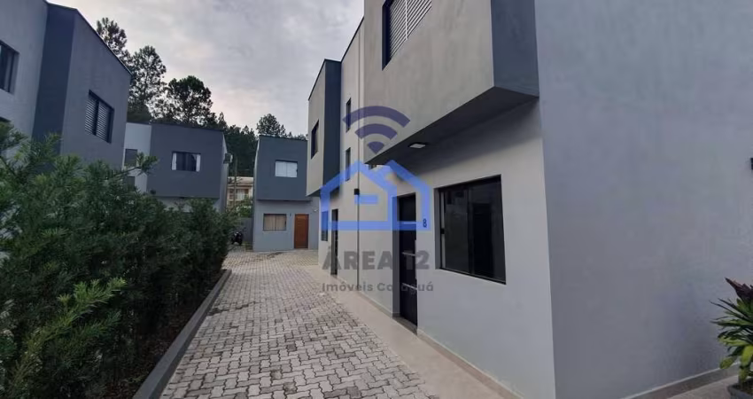 Sobrado à venda em condomínio no bairro Capricórnio II em Caraguatatuba, SP