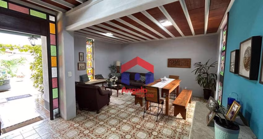 Casa com 4 dormitórios à venda, 220 m² por R$ 900.000,00 - Vila Cloris - Belo Horizonte/MG