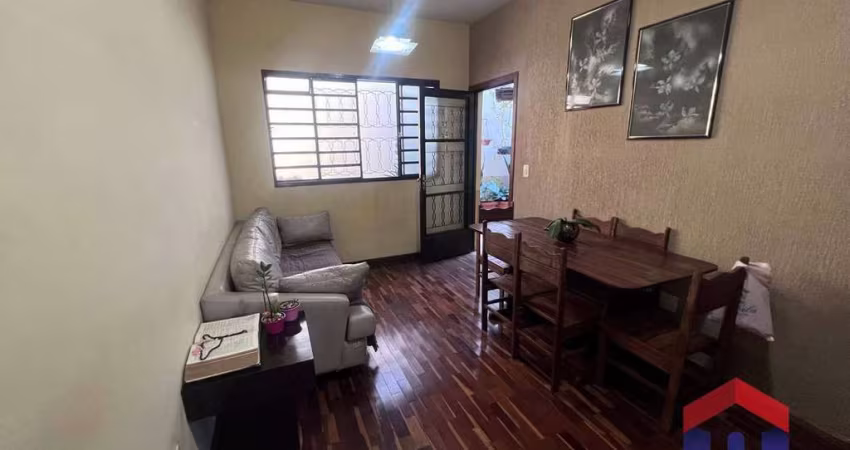 Casa à venda por R$ 450.000,00 - Jardim Leblon - Belo Horizonte/MG