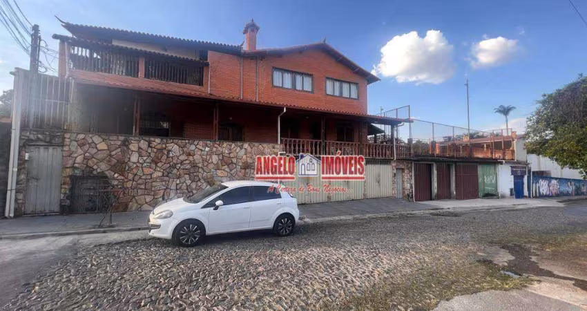 Casa com 5 quartos à venda, 882 m² por R$ 3.300.000 - Maria Helena - Belo Horizonte/MG
