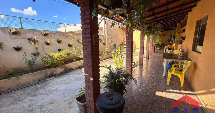 Casa à venda, 313 m² por R$ 880.000,00 - São João Batista - Belo Horizonte/MG