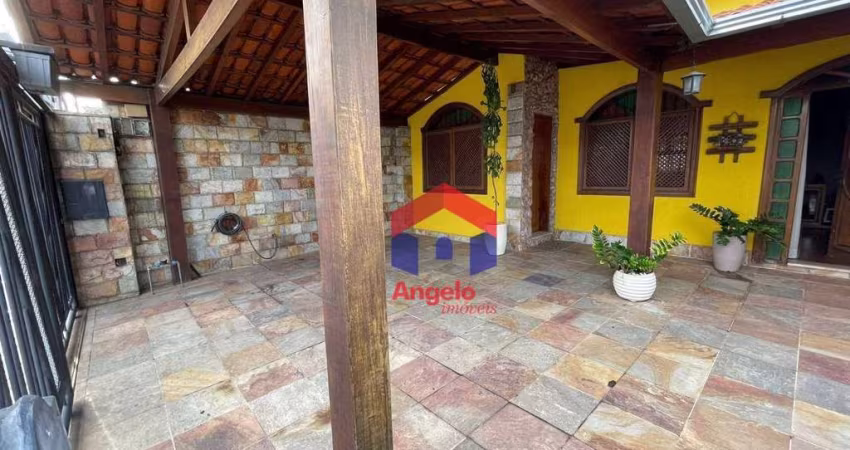 Casa com 3 dormitórios à venda, 266 m² por R$ 900.000,00 - Candelária - Belo Horizonte/MG