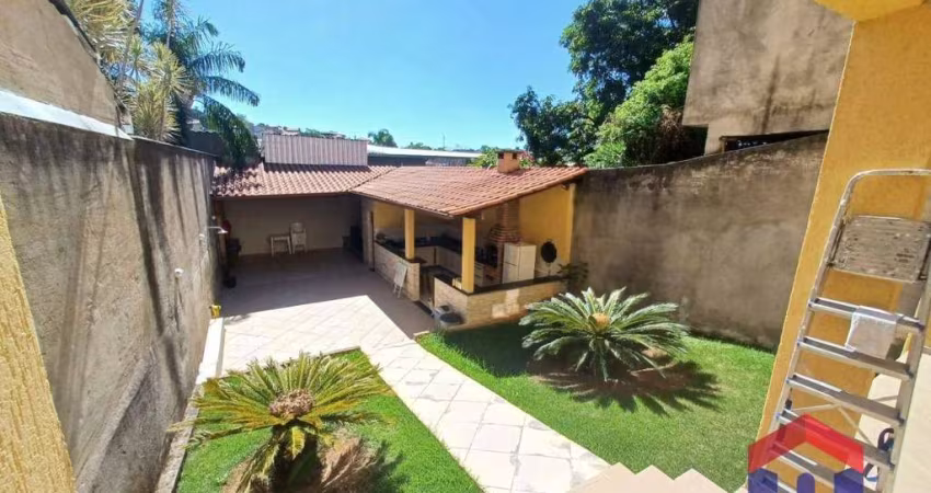 Casa com 3 dormitórios à venda, 243 m² por R$ 830.000,00 - Céu Azul - Belo Horizonte/MG