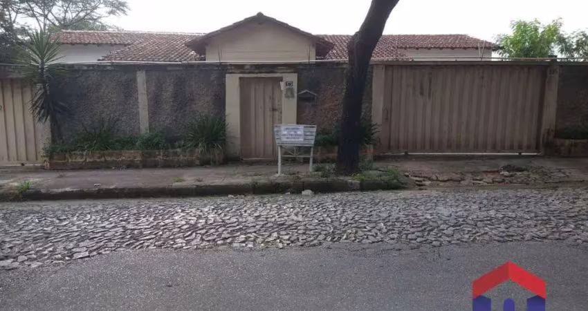 Apartamento com 3 dormitórios à venda, 130 m² por R$ 300.000,00 - Copacabana - Belo Horizonte/MG