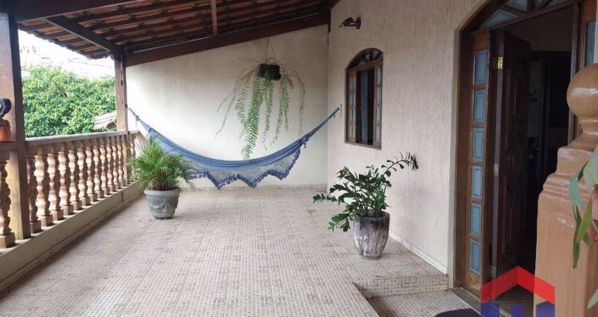 Casa com 3 dormitórios à venda, 429 m² por R$ 850.000,00 - Copacabana - Belo Horizonte/MG