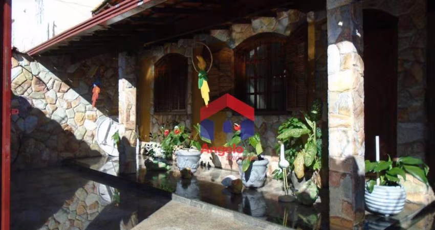 Casa com 3 quartos à venda, 360 m² por R$ 950.000 - Céu Azul - Belo Horizonte/MG
