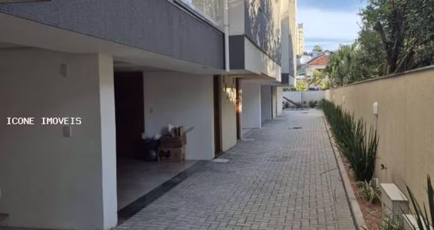Casa em Condomínio para Venda em Porto Alegre, Glória, 3 dormitórios, 1 suíte, 2 banheiros, 1 vaga