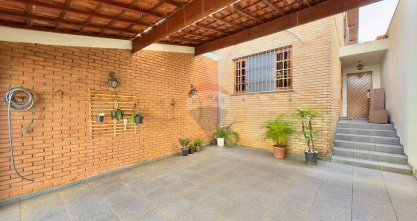 'Viva no conforto: Sobrado com 3 Suítes - Vila Marari / SP'