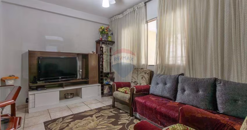 Sobrado à venda na Vila Brasilina – Rua tranquila e residencial