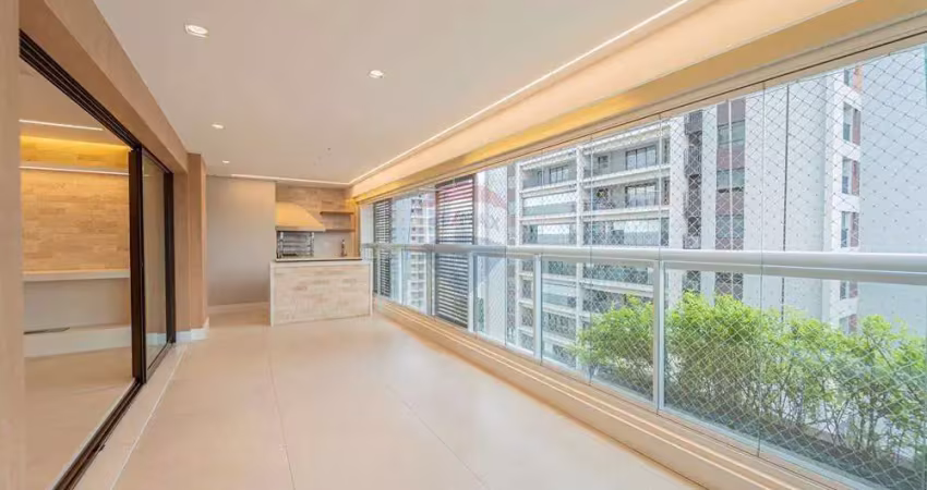 Apartamento no Brooklin  - 139m²,  3 suítes, 2 vagas, depósito e lazer!