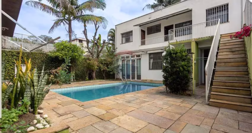 Casa térrea com piscina e edícula à venda no brooklin – ampla, confortável e muito bem localizada!
