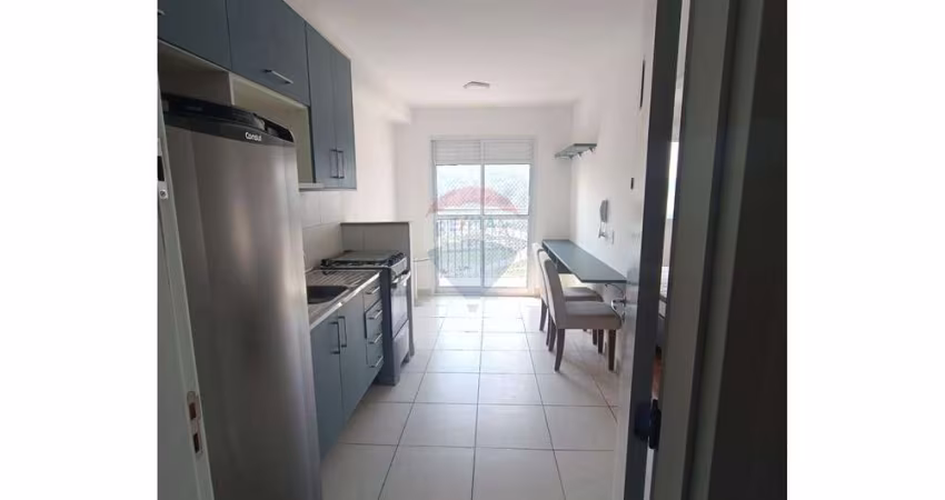 Apartamento na Chácara Santo Antônio 29M² sendo 1 dormitório e vaga na garagem.
