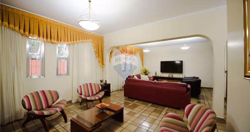 Casa aconchegante de 310M² construída no Jardim Marisa