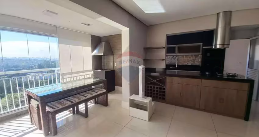 Excepcional Apartamento de 2 suites sendo 1 master reversível para 3 quartos