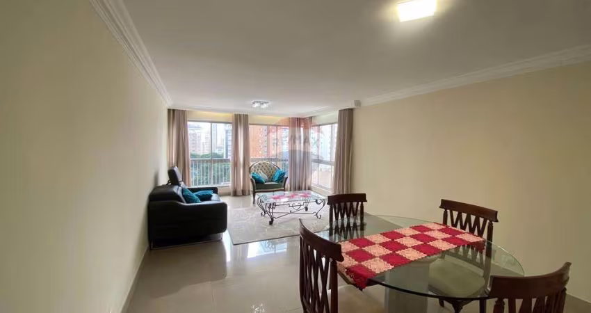 Apartamento com 3 Quarto e 2 banheiro para Alugar, 130m² por R$ 5.600/Mês