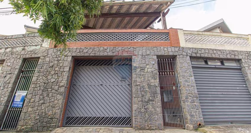 Sobrado com 3 quartos e 2 vagas na Vila Mariana/Jd da Glória