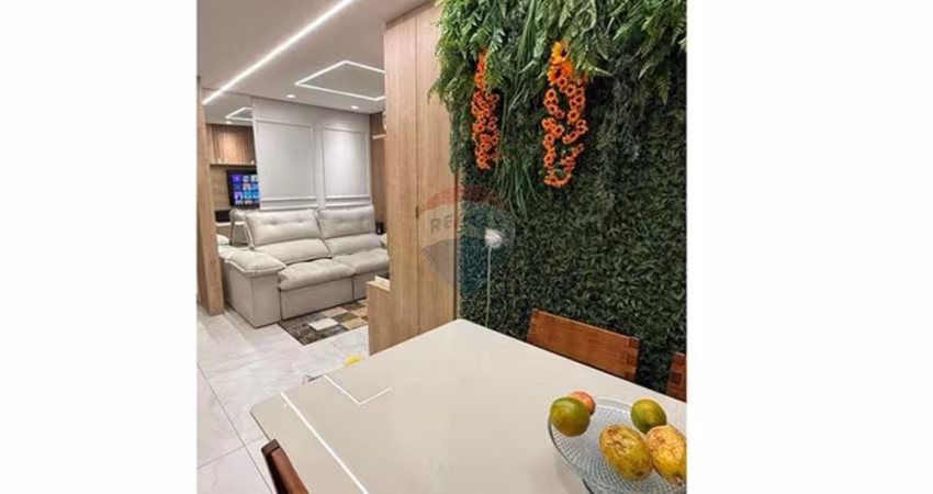 Excepcional Apartamento de 2 Quartos, Sendo 1 Suíte, com Design Planejado e Moderno.