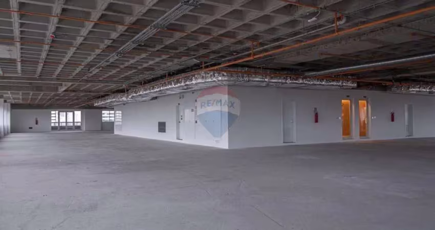 Conjunto comercial próximo ao metrô barra funda! acesso fácil à marginal tietê!