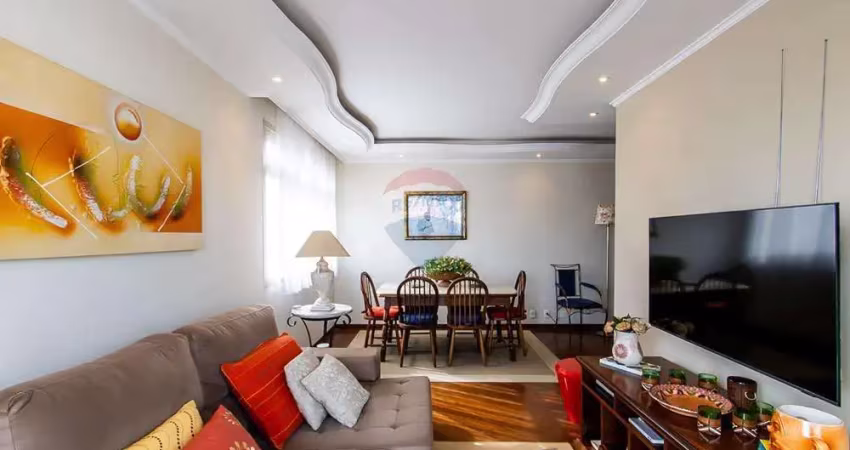 Apartamento de 101m²  3 dormitórios sendo 1 suíte e 1 vaga  na aclimação